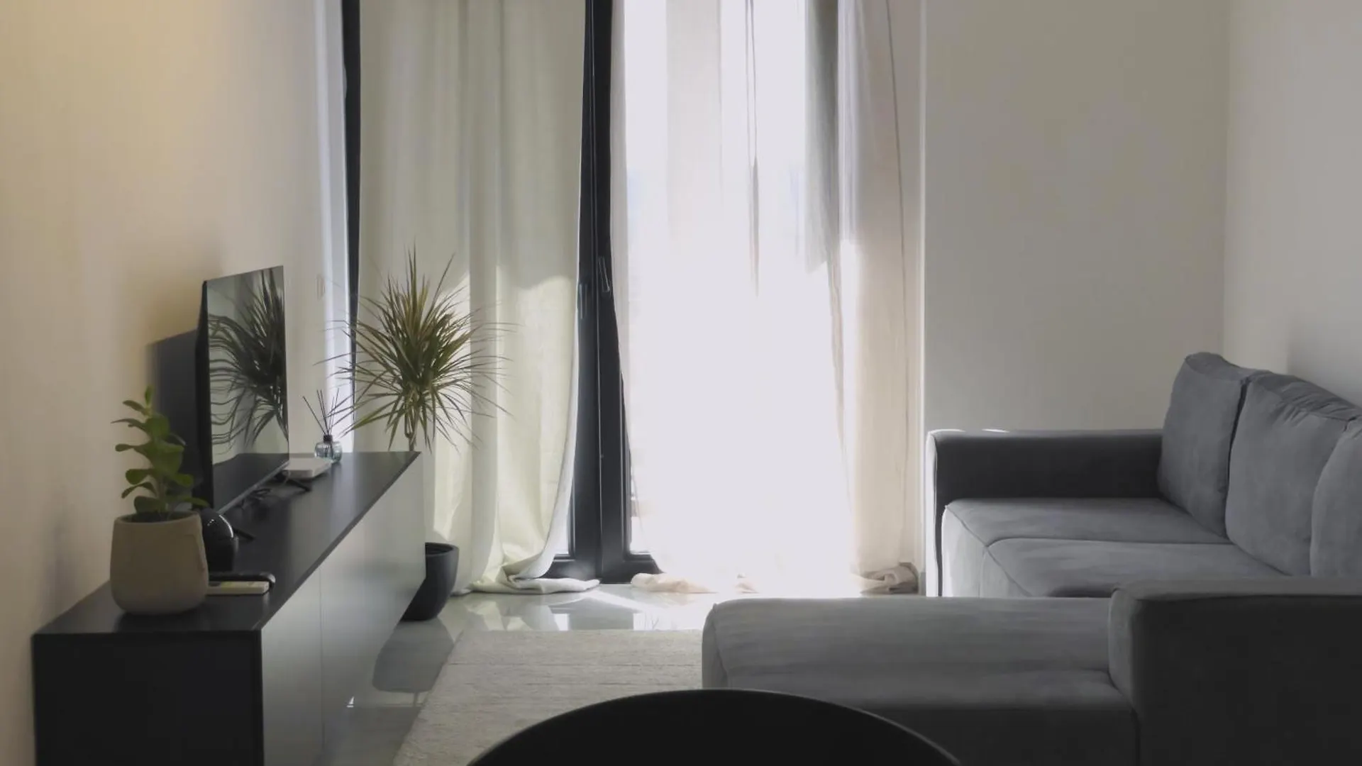 Chic Garden Ap 2 Apartment Tirana 0*,